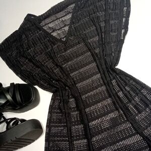 Black V-Neck Short Sleeve Swim Cover Up
